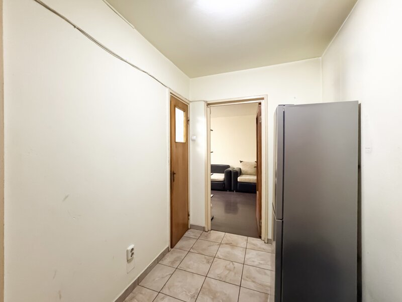 Berceni, Gradistea. Garsoniera Decomandata 33mp. Bloc Reabilitat.